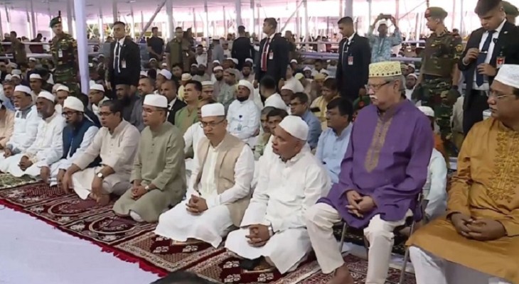 একসঙ্গে ঈদের নামাজ আদায় করলেন রাষ্ট্রপতি ও প্রধানমন্ত্রী